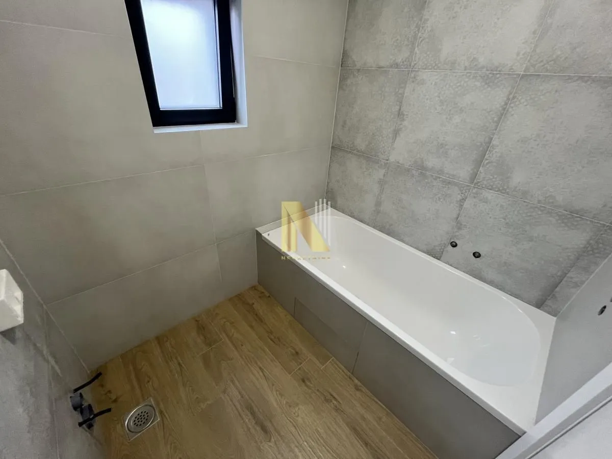 Prodaja, stan, 191m², Bulevar Evrope, Novi Sad Sve Podlokacije
