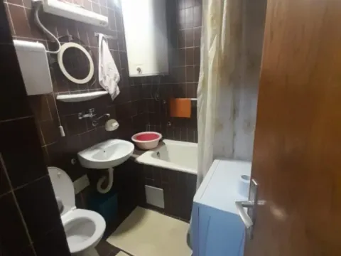 Sale, one bedroom apartment, 56m², Stari Aerodrom, Podgorica - image 3