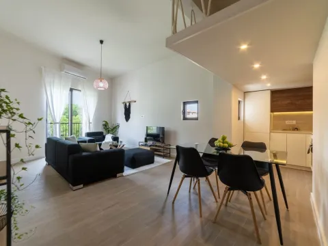 Sale, three bedroom apartment, 94m², Dumidran, Tivat - image 2