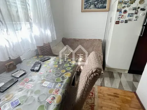 Rent, house, 85m², Stari Grad, Beograd - image 6