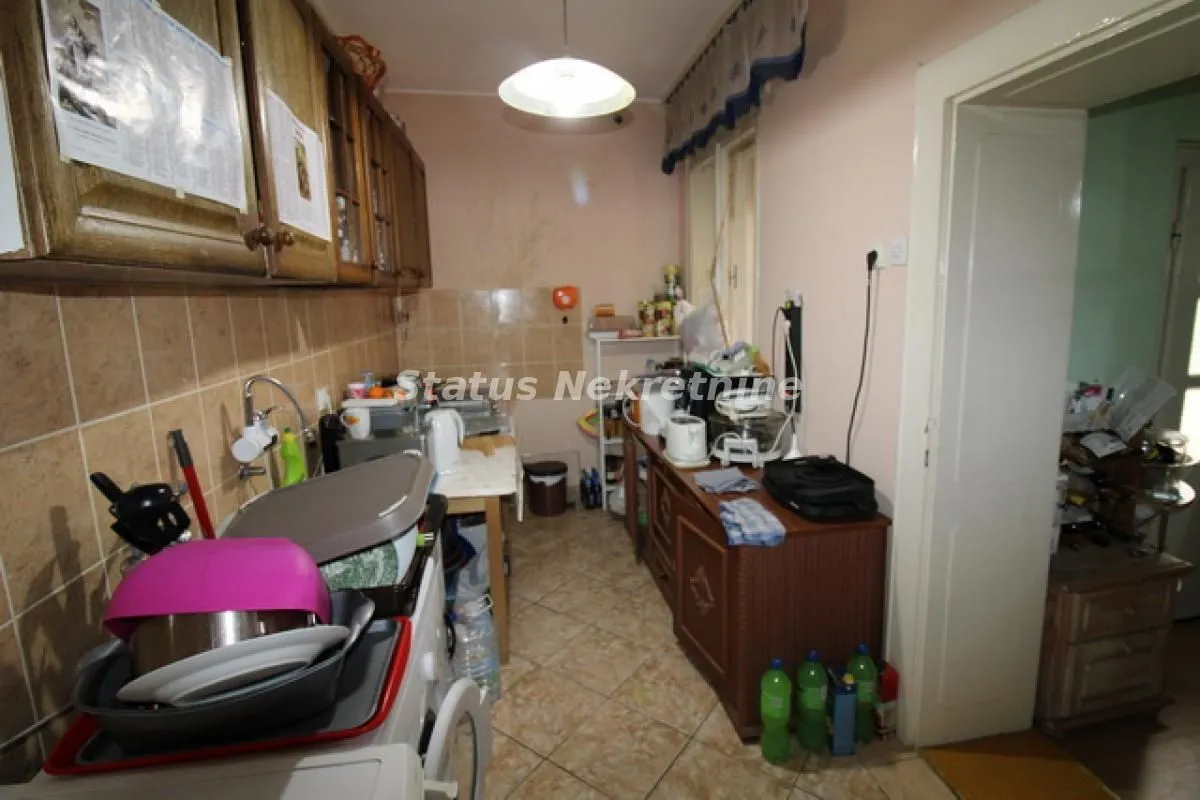 Prodaja, kuća, 181m², Temerin, Novi Sad
