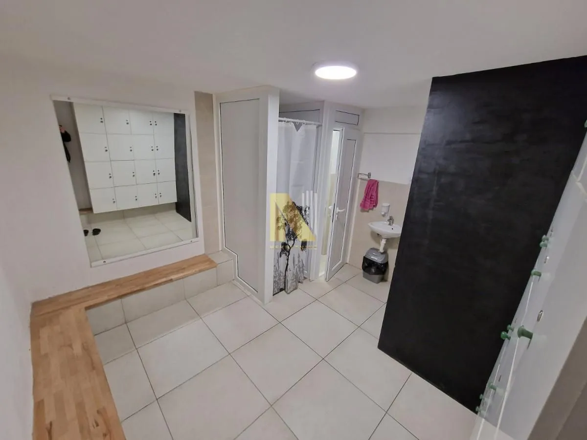 Sale, office space, 100m², Novi Sad, Srbija