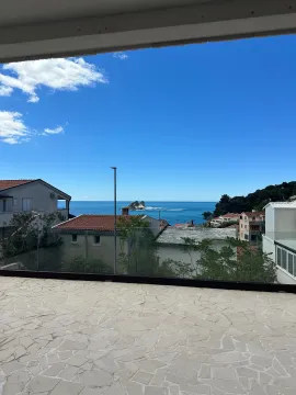 Rent, three bedroom apartment, 127m², Petrovac, Budva - image 18