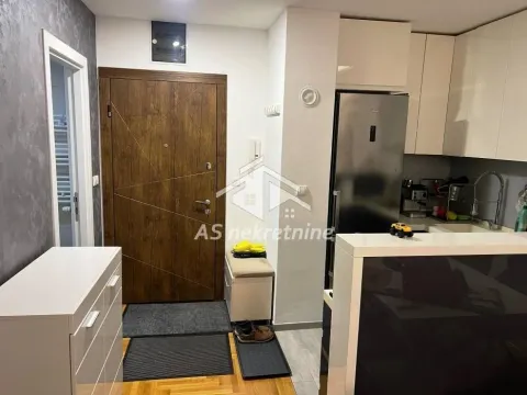 Rent, two bedroom apartment, 50m², Banjica, Voždovac Sve Podlokacije - image 5