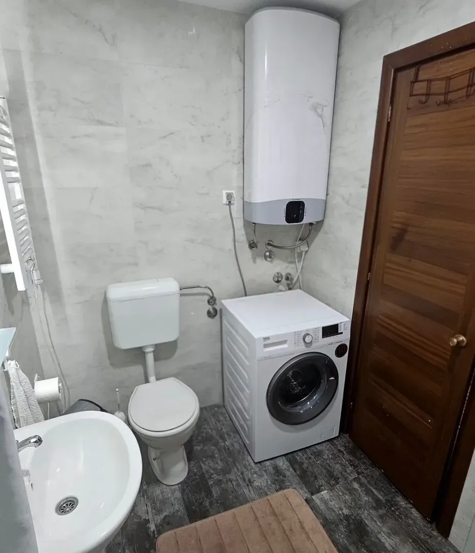 Izdavanje, stan, 66m², Stari Aerodrom, Podgorica