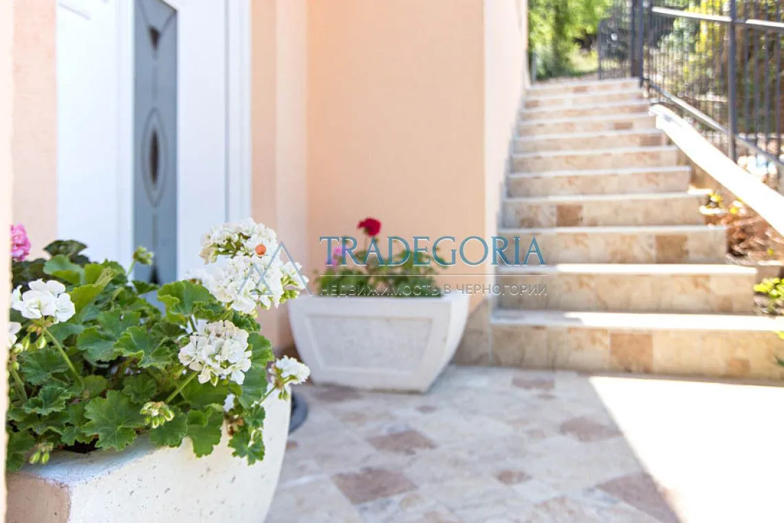 Prodaja, kuća, 250m², Utjeha, Ulcinj