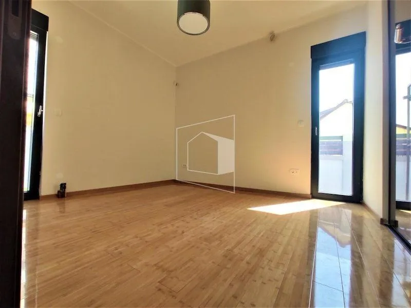 Prodaja, kuća, 150m², Dalmatinska ulica, Podgorica