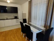 Izdavanje, dvosoban stan, 71m², Stari Aerodrom, Podgorica - image 11