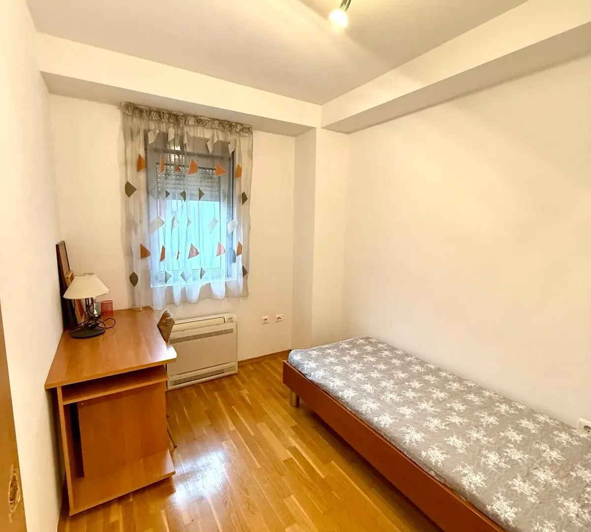 Rent, three bedroom apartment, 86m², Gorica C, Podgorica