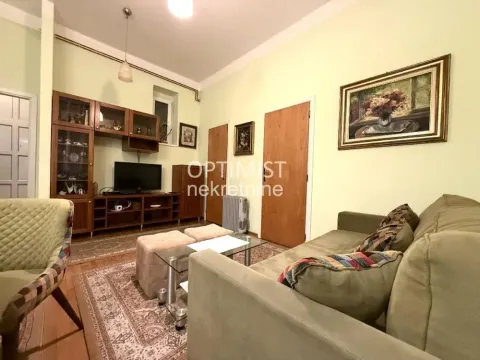 Rent, two bedroom apartment, 45m², Stari Grad, Beograd - image 1