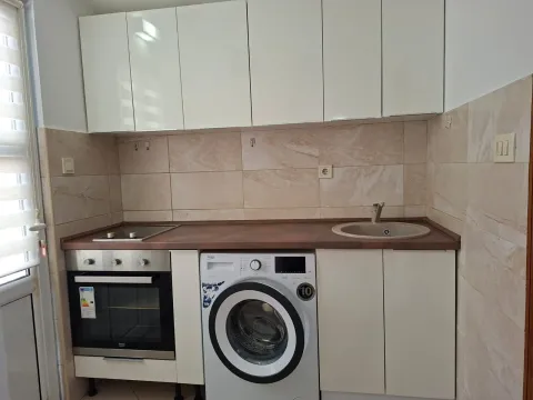 Izdavanje, garsonjera, 25m², Bijela, Herceg Novi - image 7