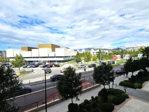 Rent, office space, 58m², Kod Capital Plaze, Podgorica - image 9