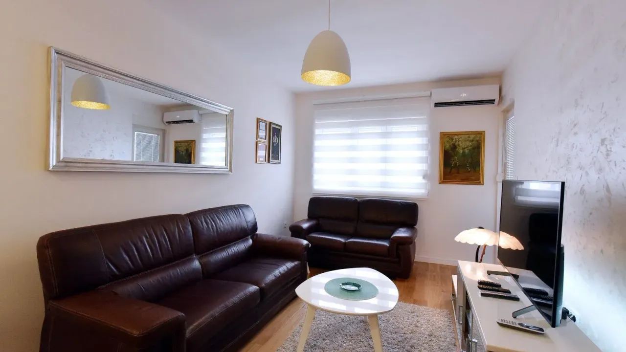 Rent, one bedroom apartment, 53m², Central Point, Podgorica