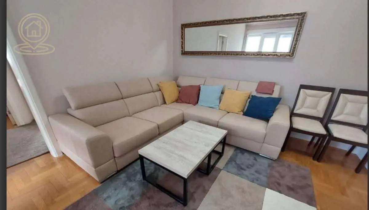 Izdavanje, trosoban stan, 68m², Bulevar Oslobodjenja, Novi Sad Sve Podlokacije