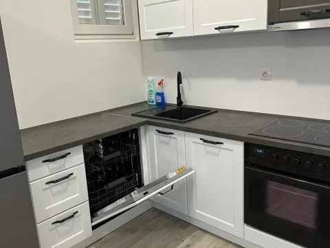 Prodaja, stan, 48m², Budva, Crna Gora - image 4