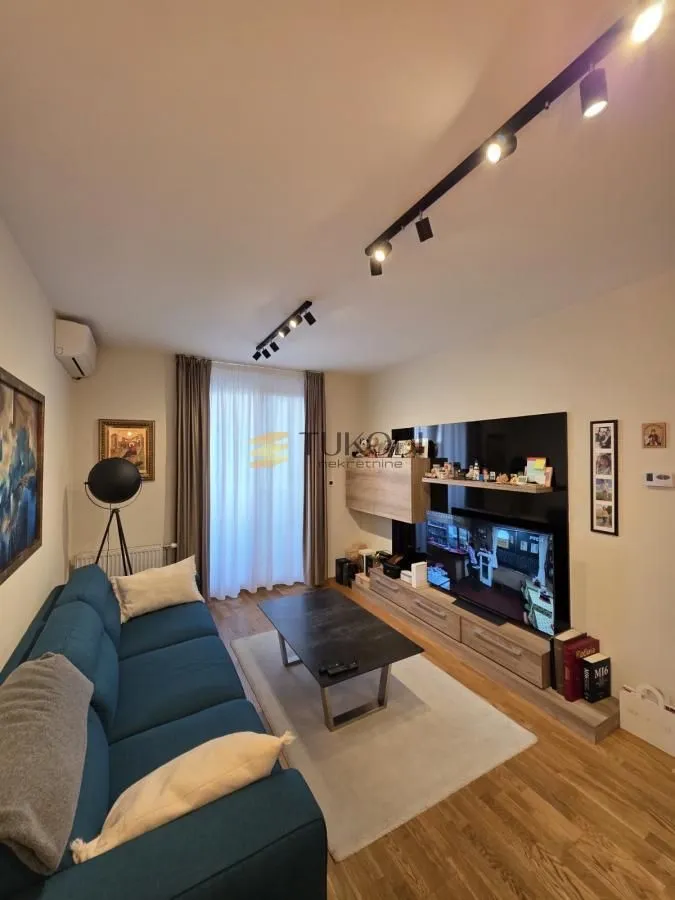 Prodaja, jednosoban stan, 44m², Sajmište, Novi Sad