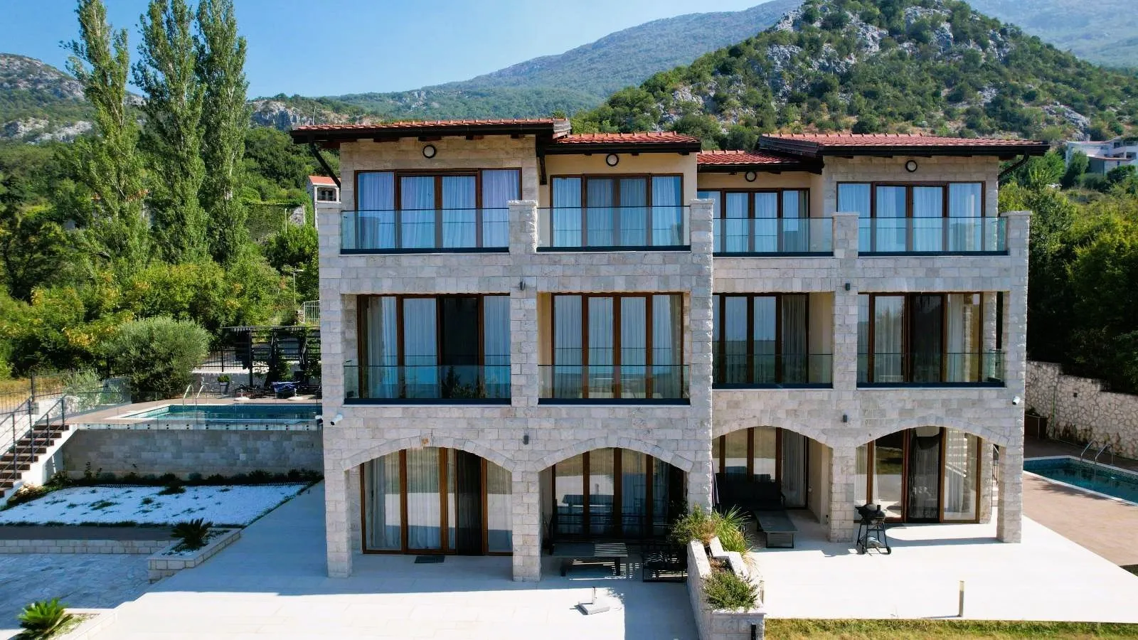 Sale, house, 440m², Budva, Crna Gora