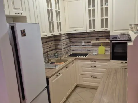 Izdavanje, dvosoban stan, 70m², Ljubović, Podgorica - image 2