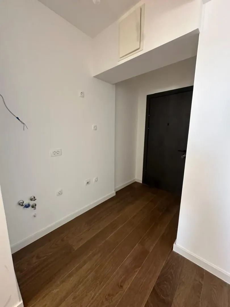 Prodaja, dvosoban stan, 57m², Centar, Bar