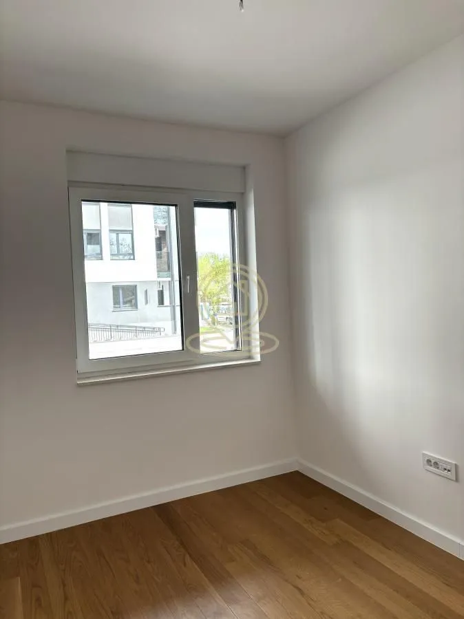 Izdavanje, dvosoban stan, 46m², Adamovićevo Naselje, Novi Sad Sve Podlokacije
