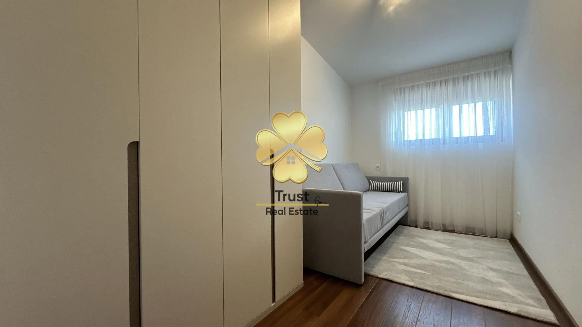 Rent, four bedroom apartment, 127m², Master Kvart, Podgorica