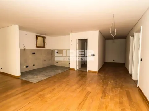 Sale, four bedroom apartment, 261m², Vračar Hram, Vračar Sve Podlokacije - image 6