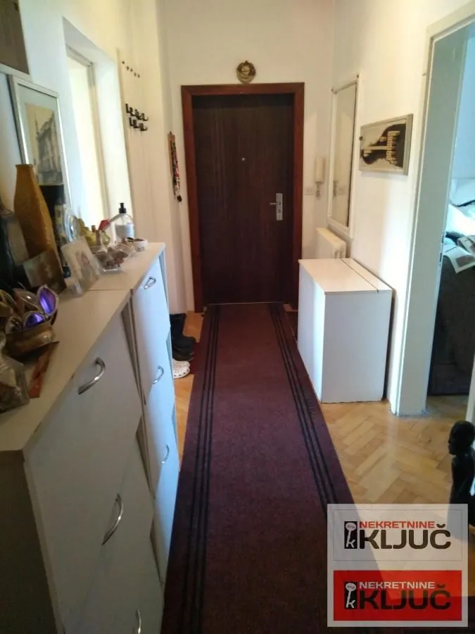 Prodaja, trosoban stan, 79m², Bulevar Oslobodjenja, Novi Sad Sve Podlokacije