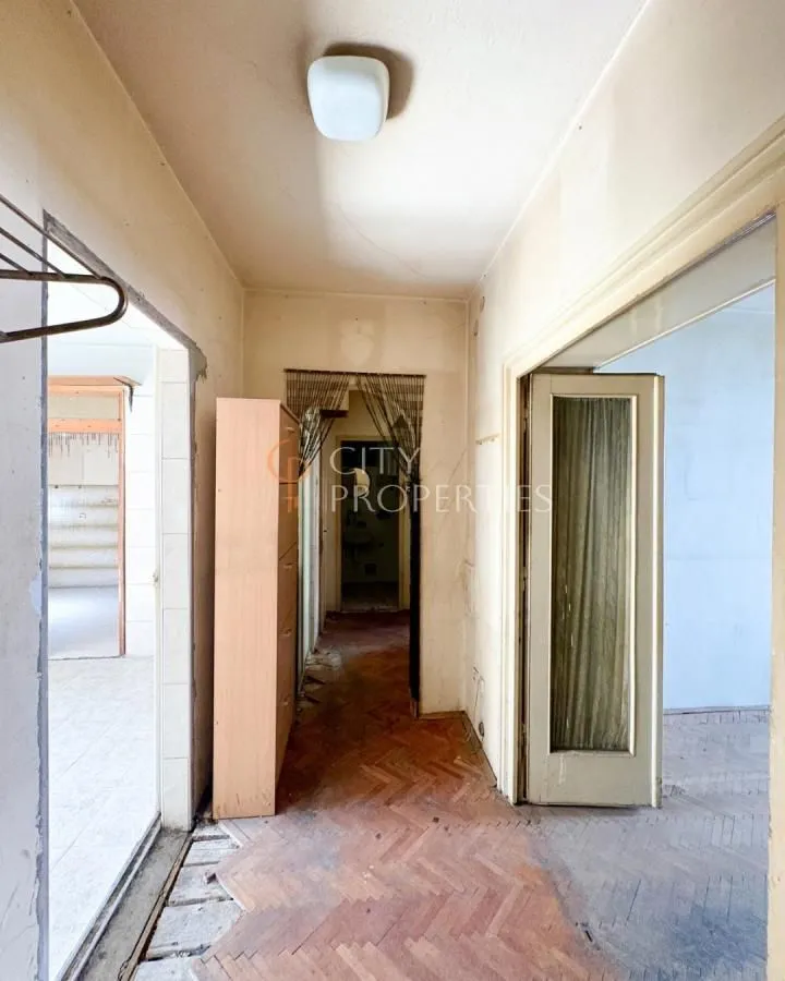 Prodaja, dvosoban stan, 85m², Centar, Podgorica