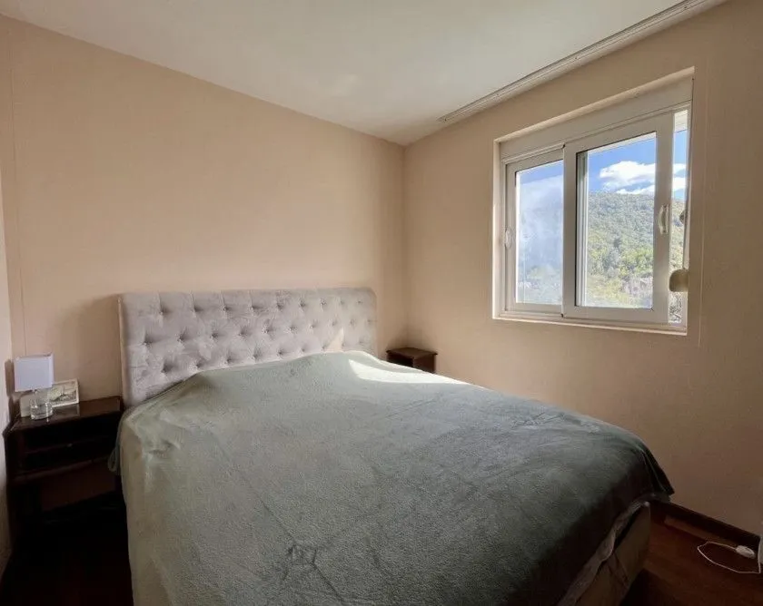 Prodaja, dvosoban stan, 70m², Petrovac, Budva