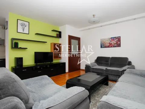 Rent, two bedroom apartment, 73m², Blok 9, Podgorica - image 3