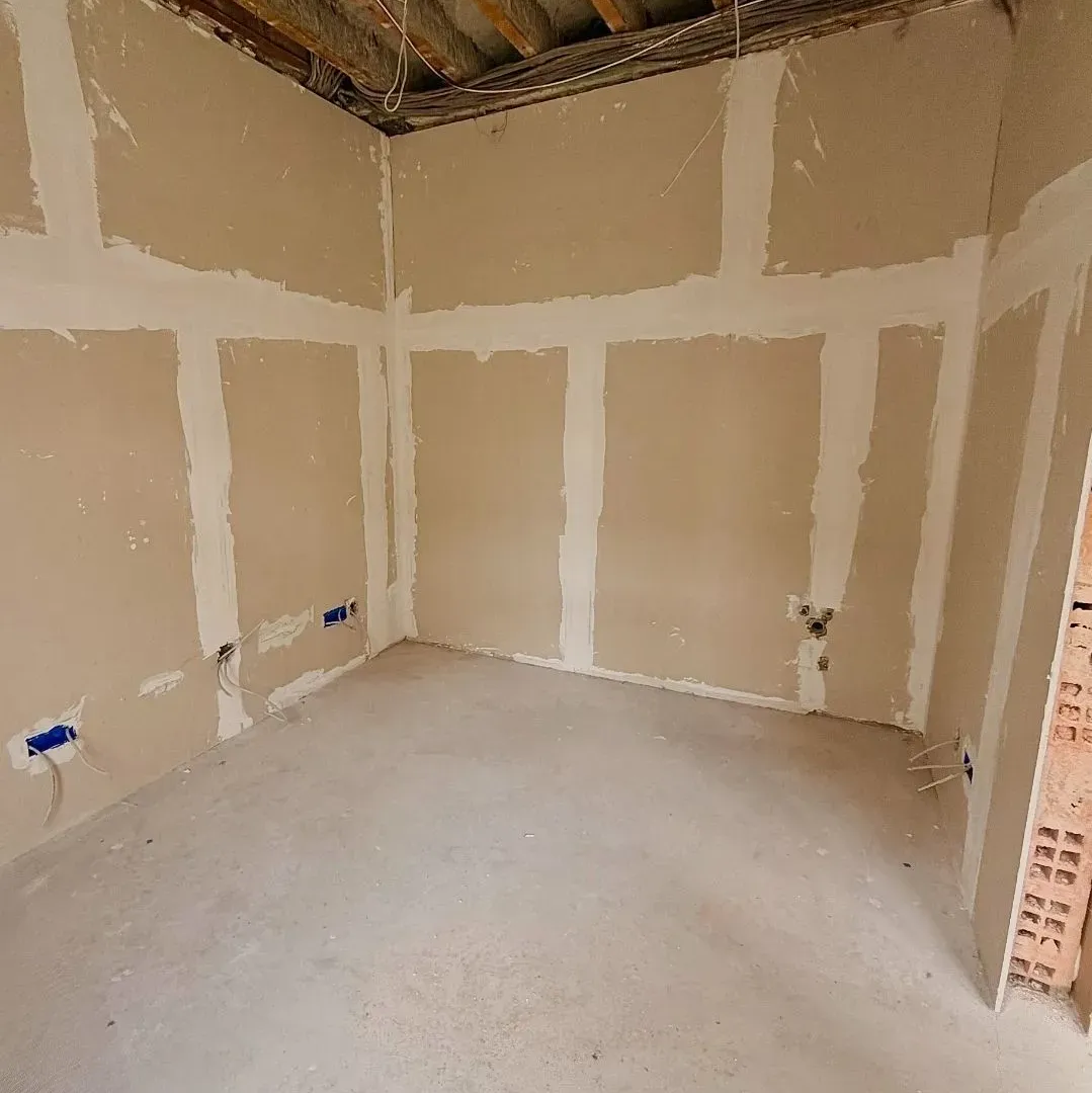 Izdavanje, poslovni prostor, 140m², Centar, Bar