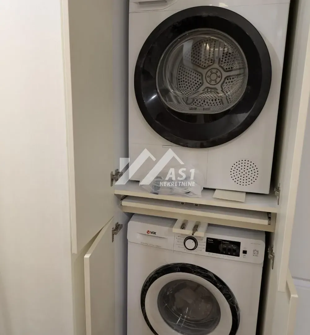 Izdavanje, stan, 28m², Novi Sad Sve Podlokacije, Novi Sad