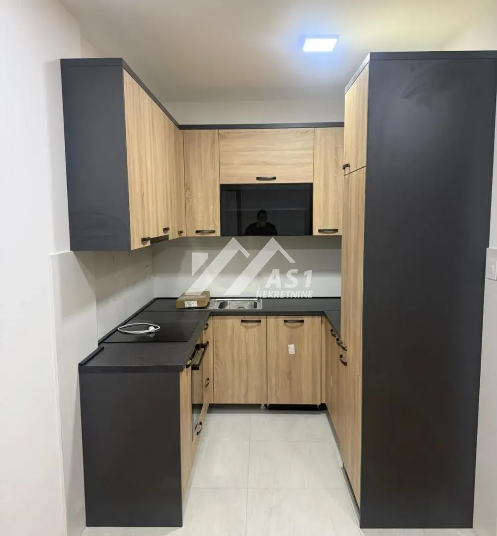 Izdavanje, jednosoban stan, 41m², Sajam, Novi Sad Sve Podlokacije