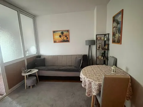 Prodaja, trosoban stan, 90m², Seljanovo, Tivat - image 1