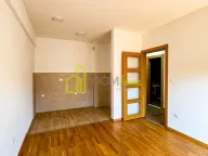 Izdavanje, dvosoban stan, 54m², Blok 9, Podgorica - image 3