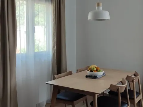Rent, two bedroom apartment, 69m², Gospoština, Budva - image 2