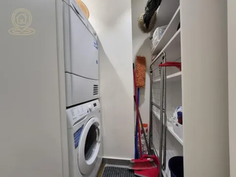 Rent, two bedroom apartment, 55m², Savski Venac, Beograd - image 10