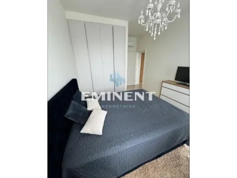 Rent, three bedroom apartment, 83m², Savski Venac, Beograd - image 8