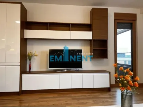 Izdavanje, dvosoban stan, 62m², Novi Beograd Blok 65, Novi Beograd Sve Podlokacije - image 2