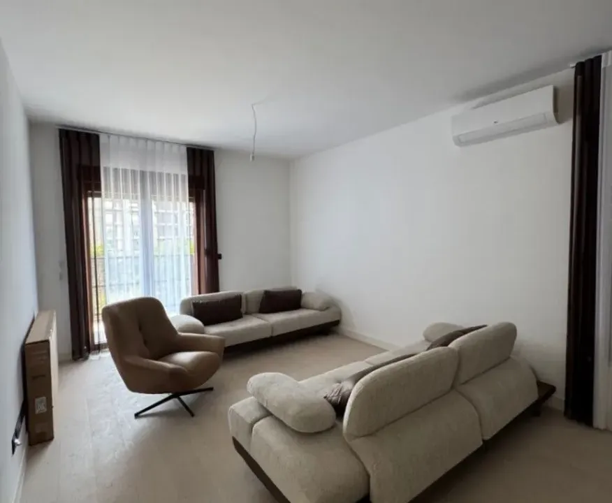 Rent, one bedroom apartment, 53m², Krivi Most, Podgorica