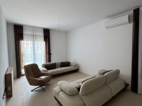 Rent, one bedroom apartment, 53m², Krivi Most, Podgorica