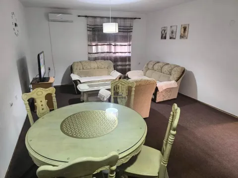 Rent, two bedroom apartment, 70m², Stari Aerodrom, Podgorica - image 3