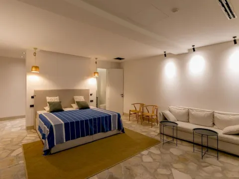 Rent, house, 676m², Đuraševići, Tivat - image 14