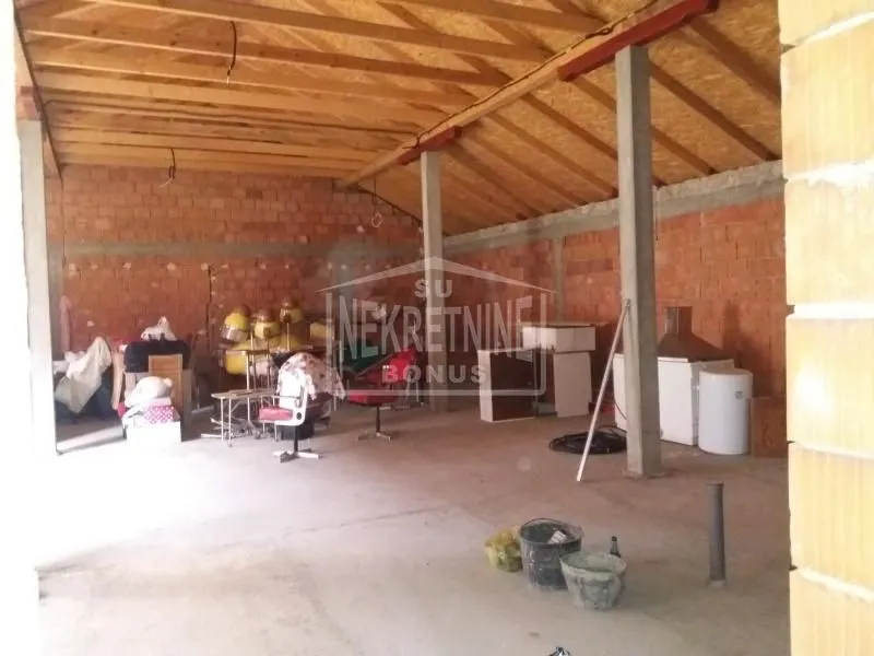 Prodaja, kuća, 410m², Donji Tavankut, Subotica