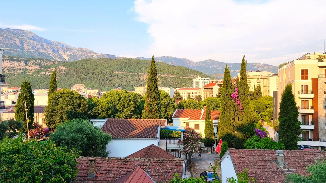 Sale, three bedroom apartment, 51m², Centar, Budva