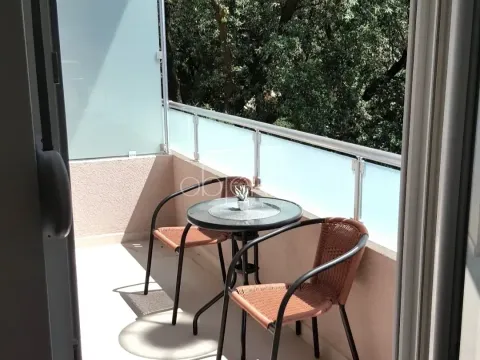 Izdavanje, stan, 70m², Tivat, Crna Gora - image 4