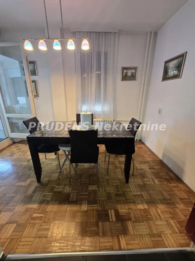 Izdavanje, dvosoban stan, 64m², Crveni Krst, Beograd