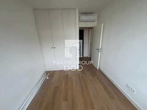 Rent, three bedroom apartment, 74m², Savski Venac, Beograd - image 9