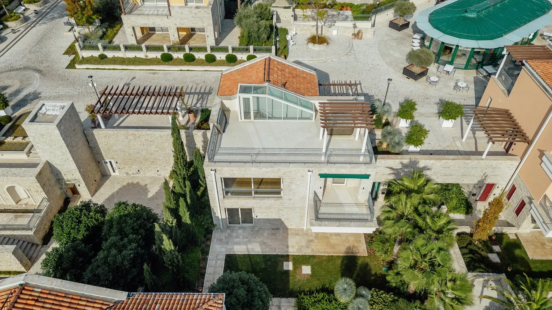 Prodaja, kuća, 325m², Portonovi, Herceg Novi