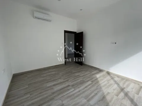 Prodaja, kuća, 155m², Bar, Crna Gora - image 28